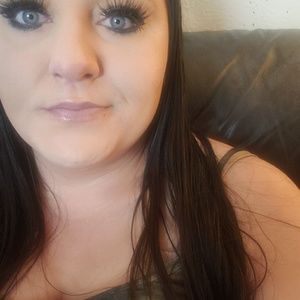 Meet your Posher, Tori